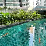 Celestial Heights Hostel Featuring Infinity Skypool