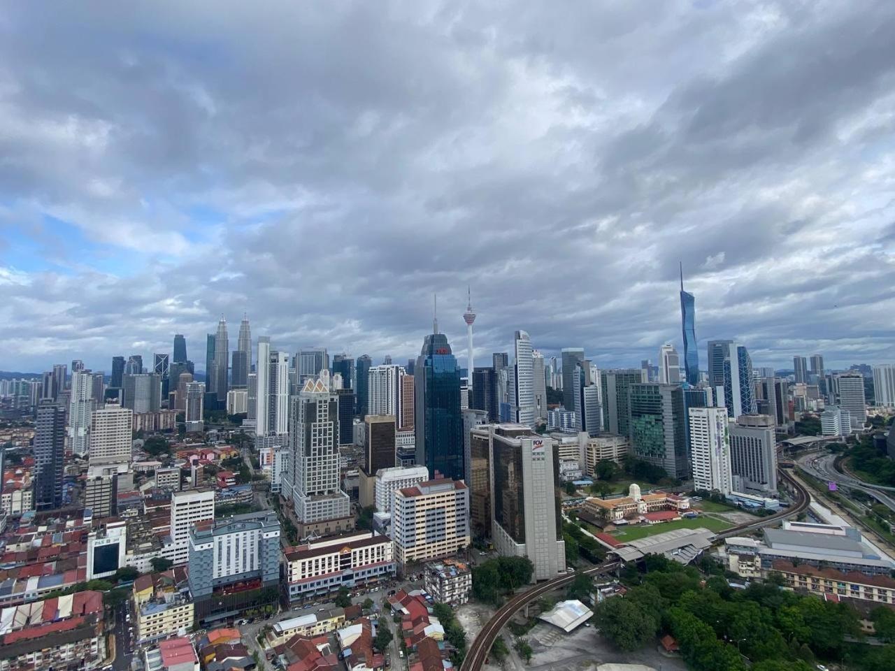 Asrama Celestial Heights Featuring Infinity Skypool *