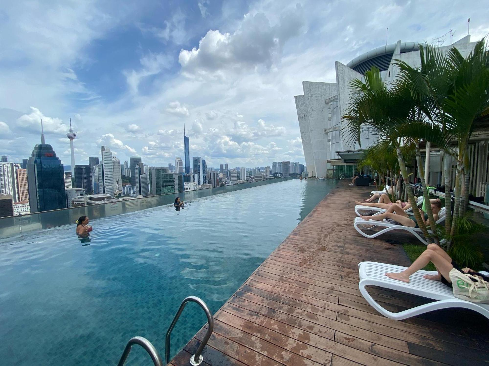 Celestial Heights Featuring Infinity Skypool Asrama *